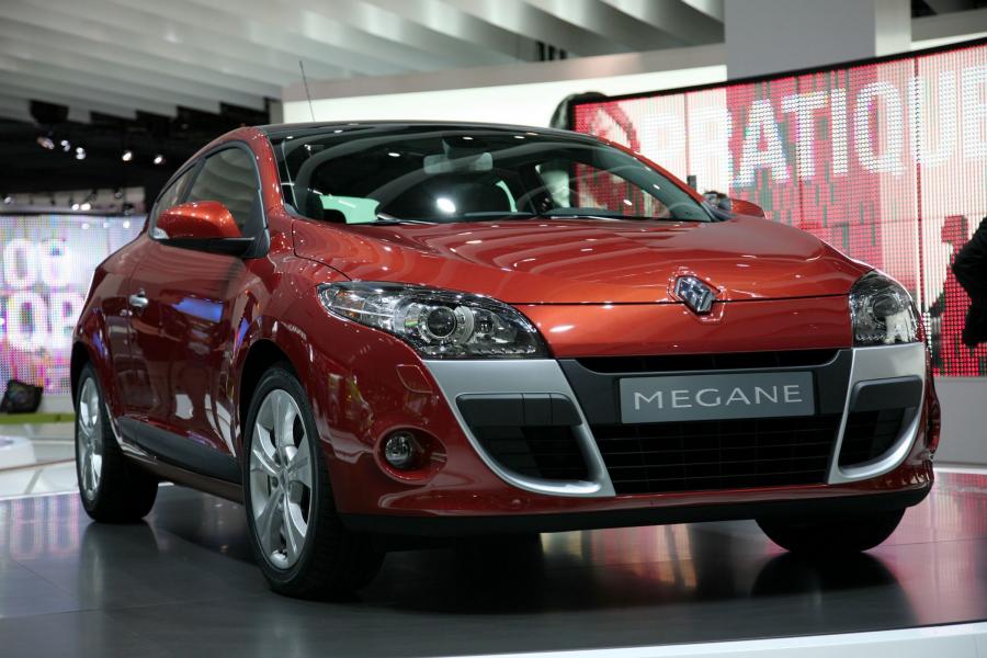  Renault Megane Coupe 2009 года  (фото 68 из 73)